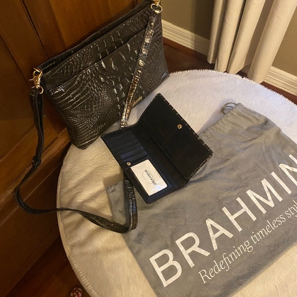 Brahmin Black vintage Embossed Crossbody Bag with matching wallet - Picture 2 of 4